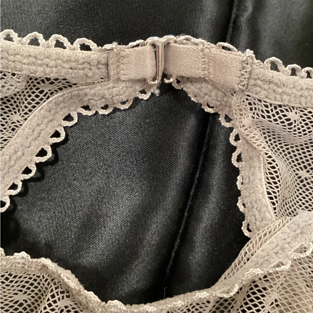 VS Crop Top Sheer Lace Longline Bralette Crop Top. Heather Gray - Picture 9 of 9